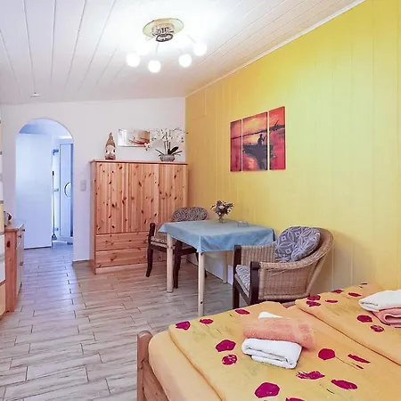 Mueritz Apartment *